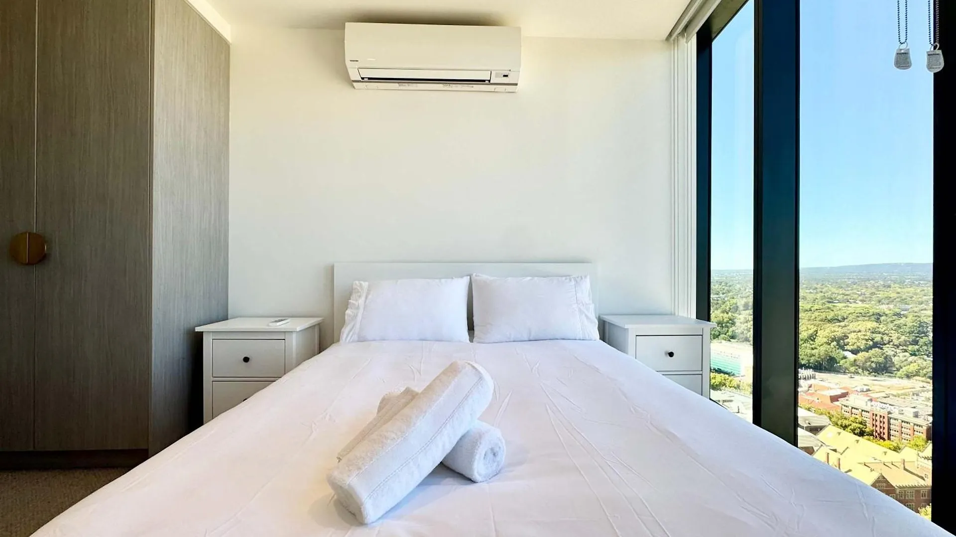 아파트 Beauty In The Sky - 2Br Apt With Amazing Views Of Rundle Mall 애들레이드